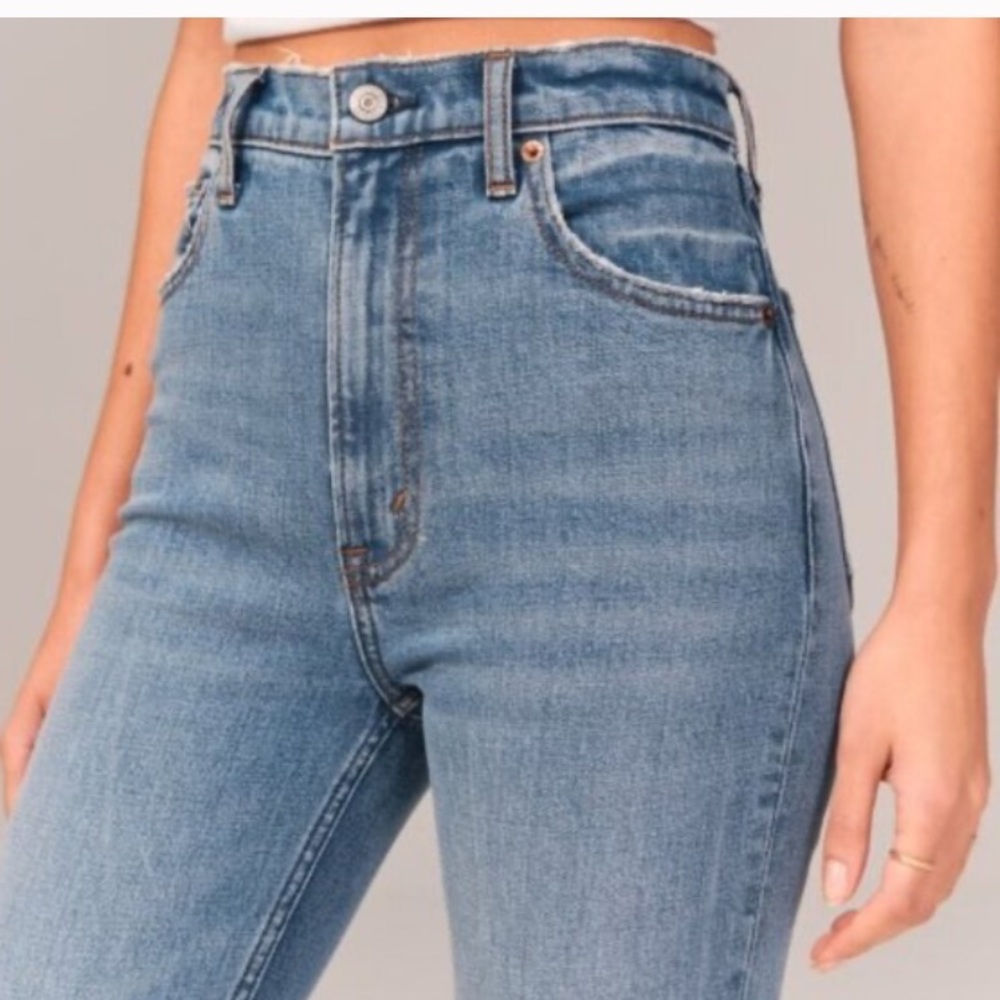 Abercrombie & Fitch High Rise Blue Jeans Size 26/2
